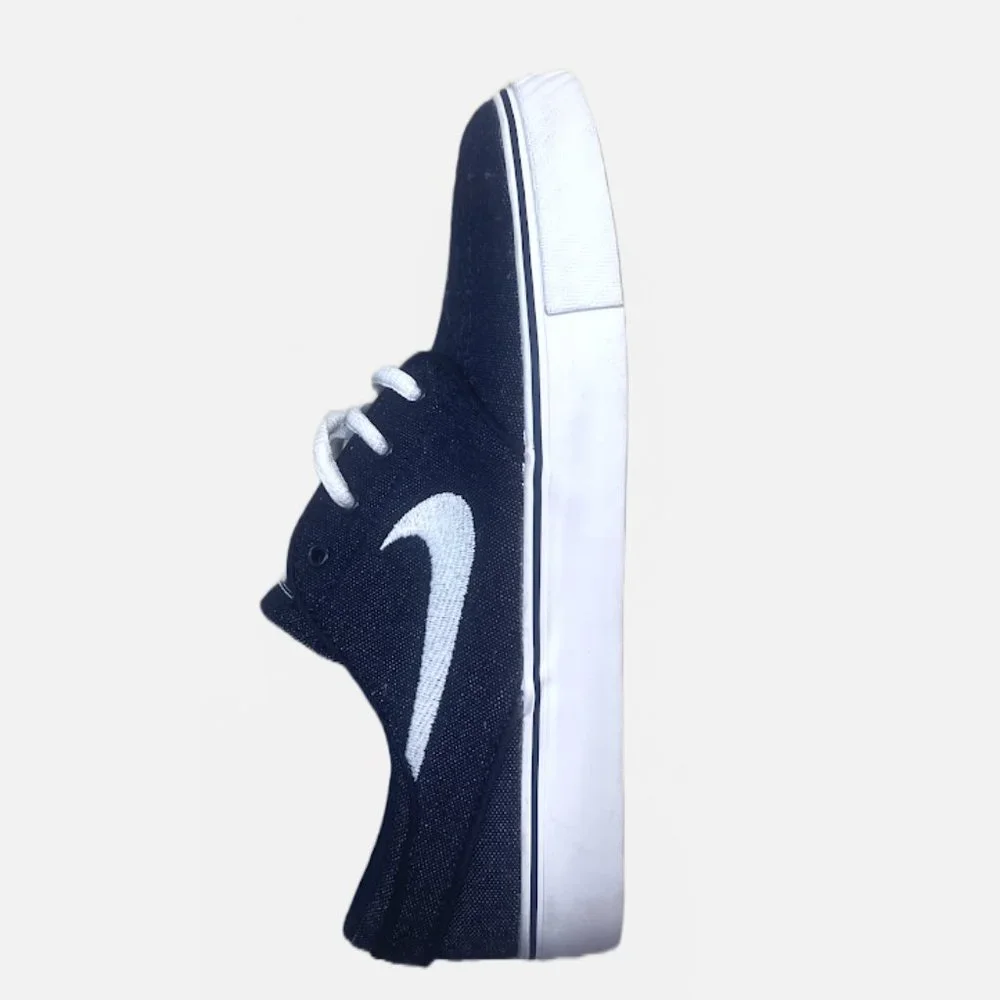 NWOT! NIKE SB STEFAN JANOSKI GS SUEDE MIDNIGHT NAVY WHITE CRIMSON‎ SIZE 7Y